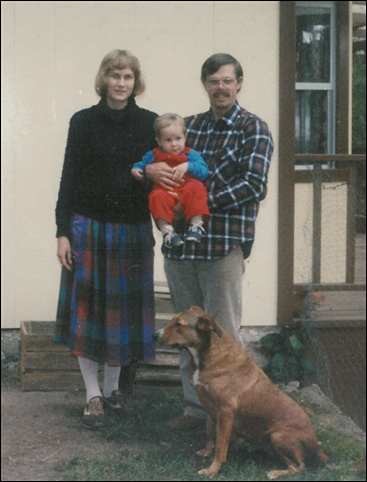 Diana, Daniel & Fred Adams with dog Ginger by home at Colegio Linda Vista in Chiapas, Mexico in 1986