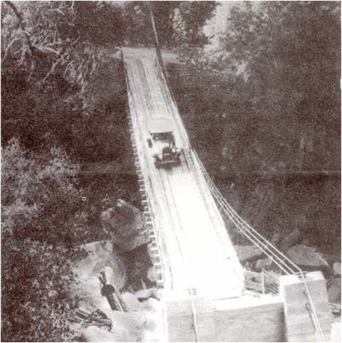 Old car crossing Mosquito bridge